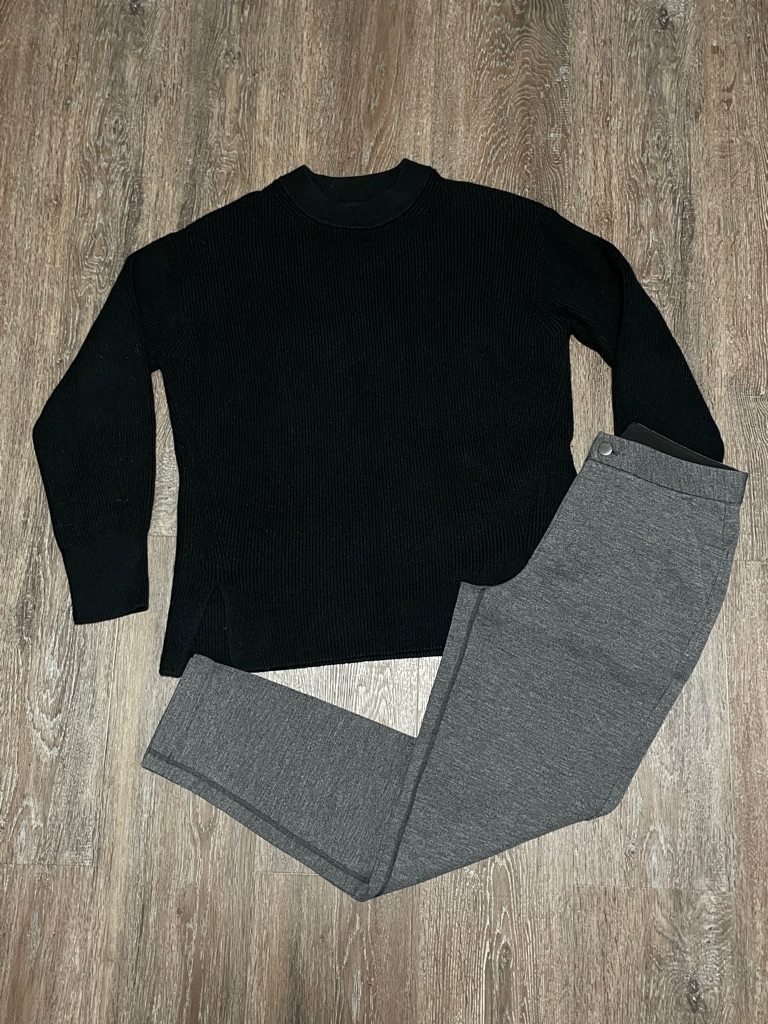 Guc Lululemon Casual Set. Size 4